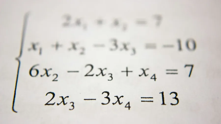The maths checklist for trainee teachers (whole numbers, fractions, percentages, pupil data)